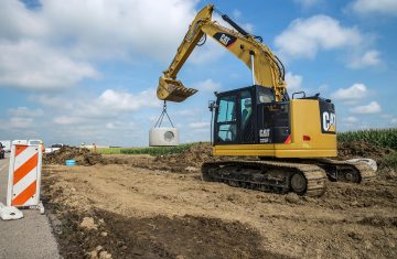 crawler_excavators-325_f_l-caterpillar-4