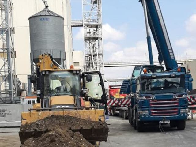 Inchiriez macara/le si utilaje constructii