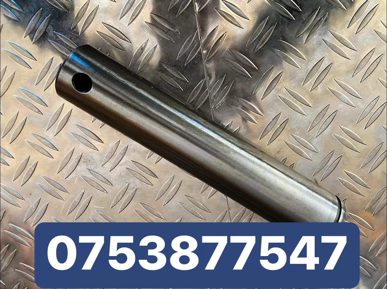 Bucse si bolturi pentru toate tipurile de utilaje JCB