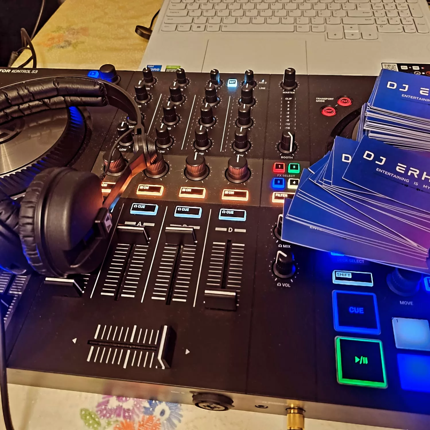 DJ ERHARD – Sonorizări Evenimente