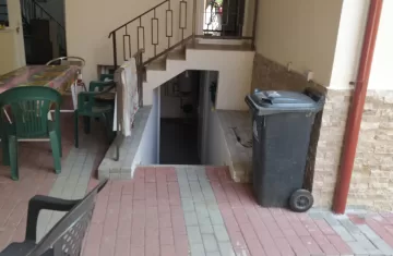 acces-beci-acoperit-de-foisor