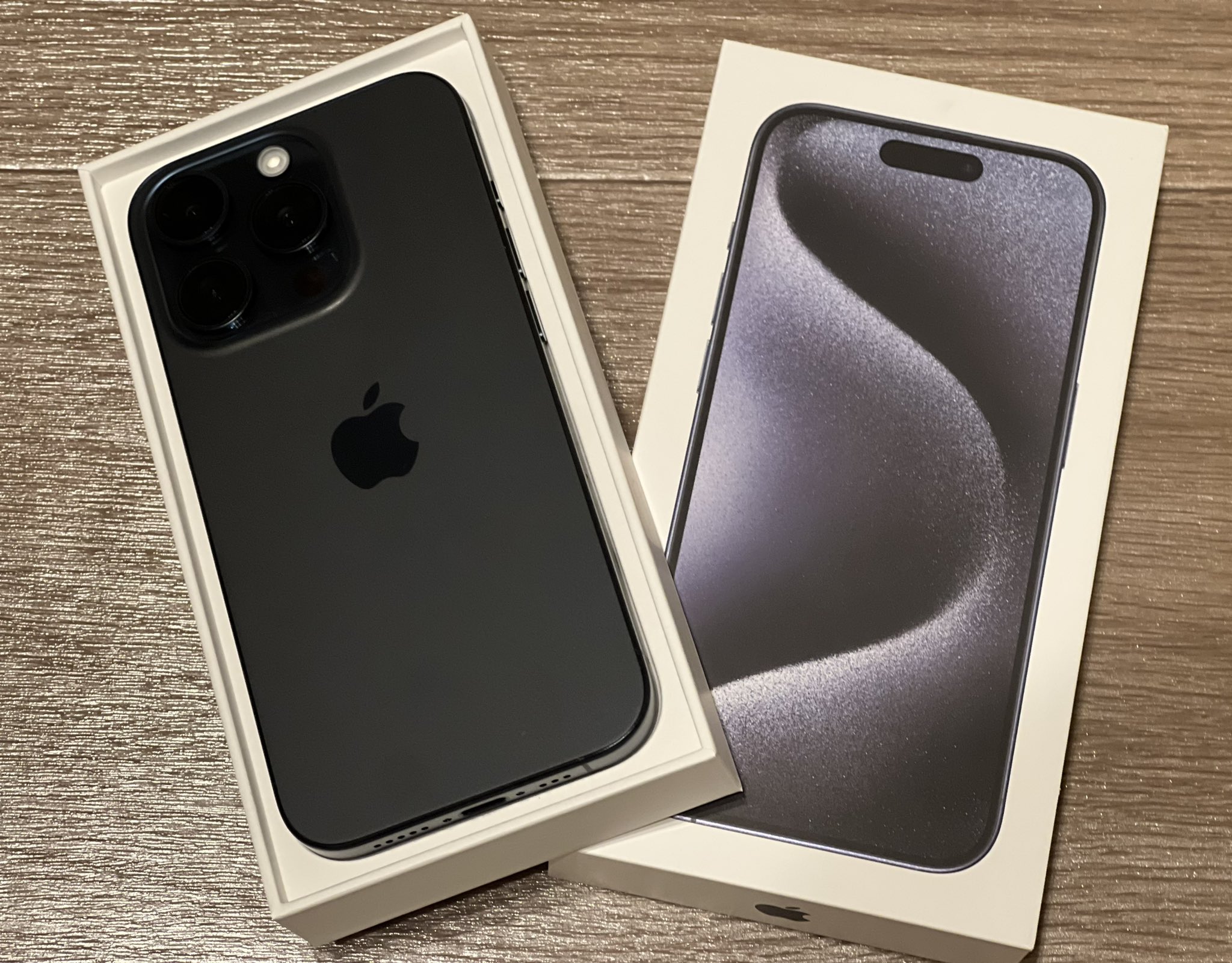 Originale Apple iPhone 15 Pro Max, iPhone 15 Pro, iPhone 15, iPhone 15 Plus, iPhone 14 Pro Max