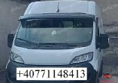 Deflector pe parbriz/parasolar pentru mașină