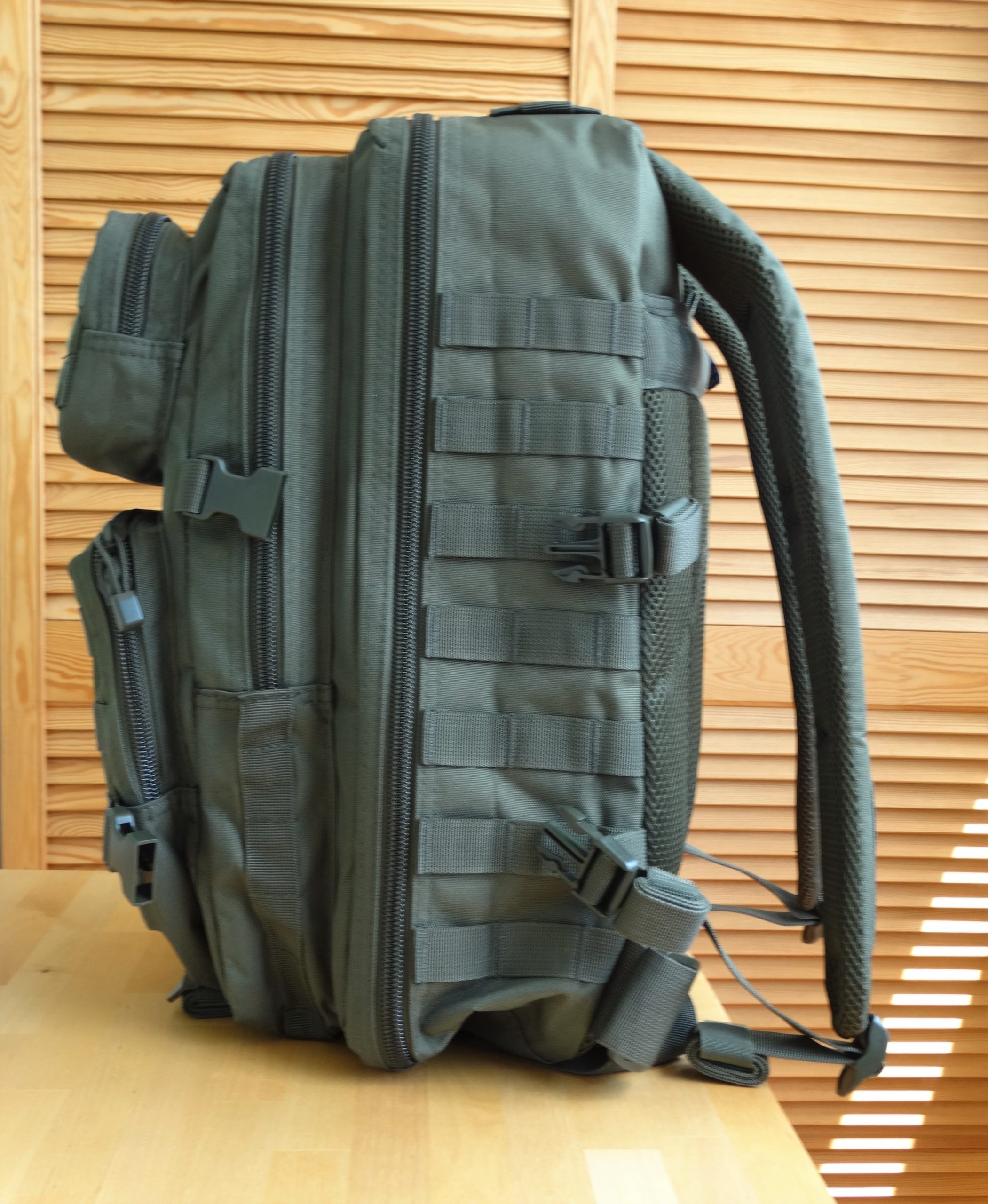 www.autenticshop.ro – RUCSAC MILITAR MIL-TEC Ghiozdan Tactic Asalt Armata Vanatoare Camping