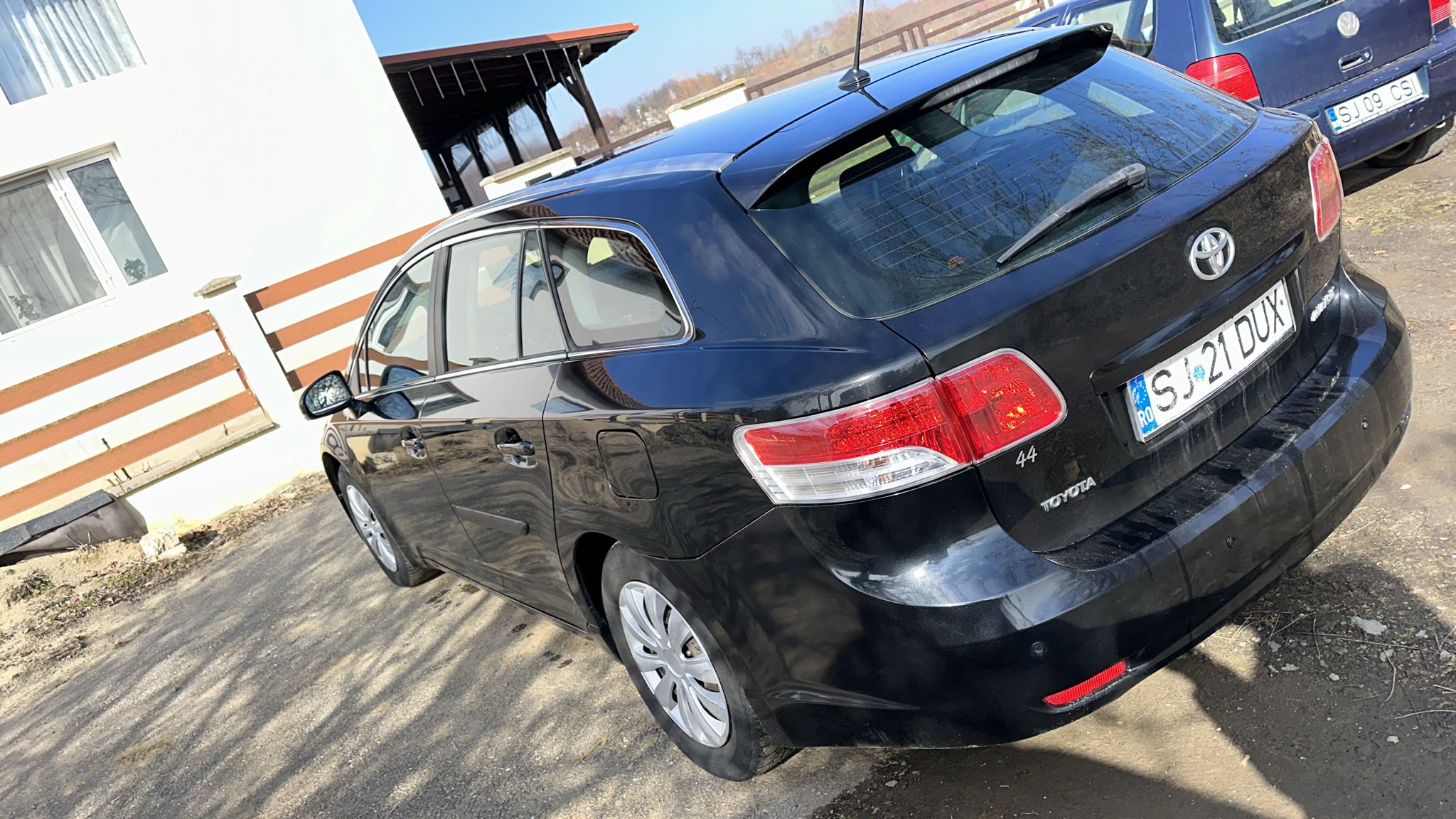 Toyota Avensis 126 CP, diesel, motor de 2,0