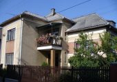 Casă cu etaj în Sighetu Marmaţiei, centru, zonă linistită