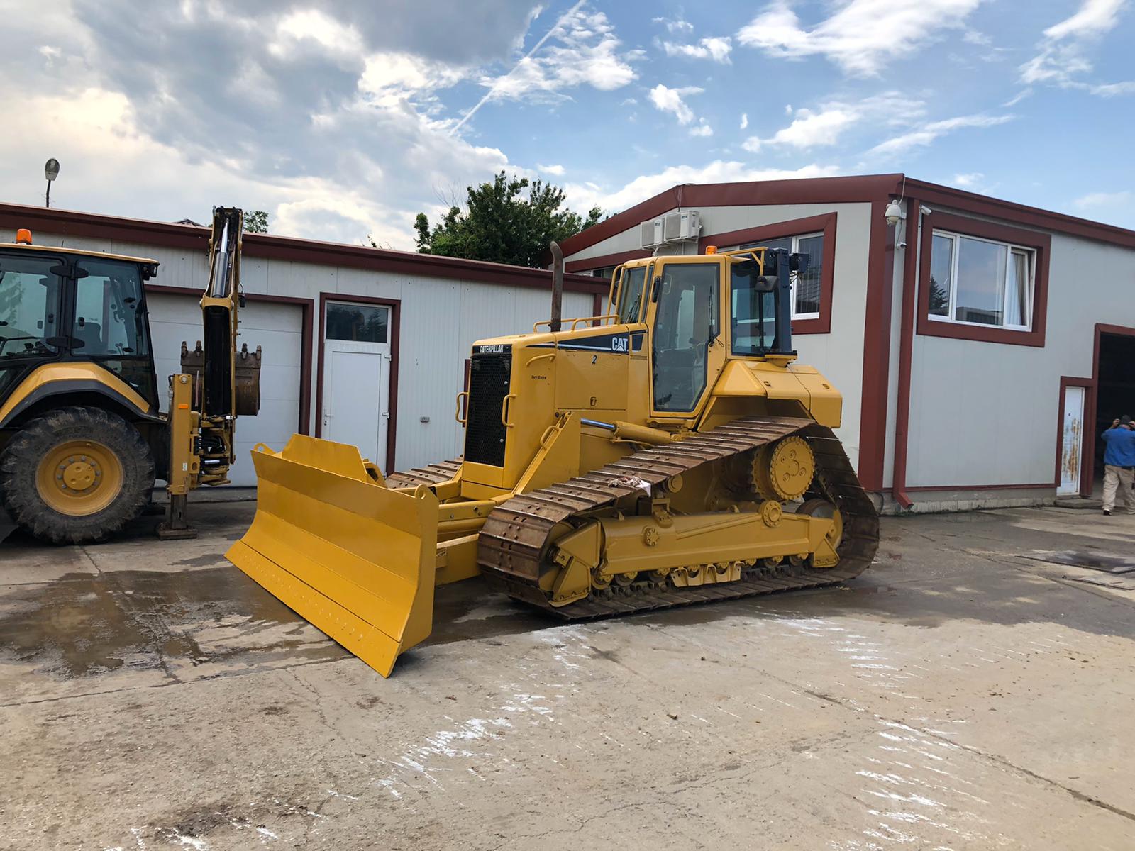 Închiriere Buldozer Caterpillar D6N
