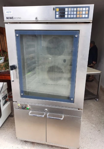 MESE RECI – CUPTOR 10 tavi cu DOSPITOR – APARATE GYROS – MASINA CUBURI DE GHEATA