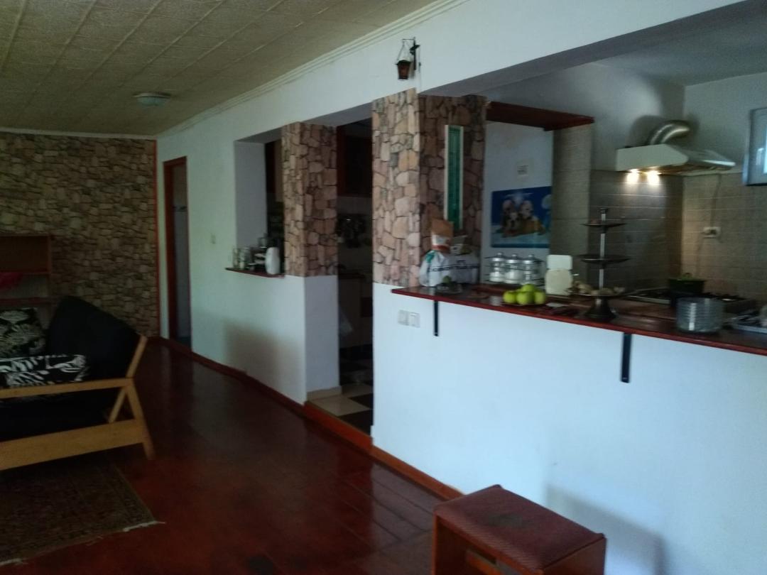 Casa de vanzare Varasti