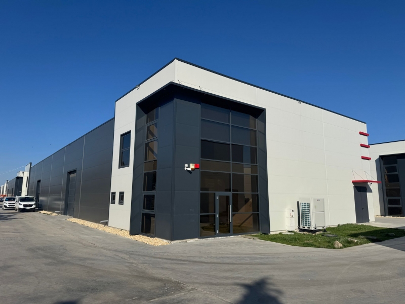 Transforma-ti echipamentele metalice cu VELECTRO.RO – Sablare si vopsitorie industriala!