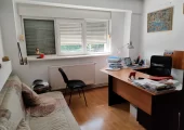 De închiriat birou 3 camere
