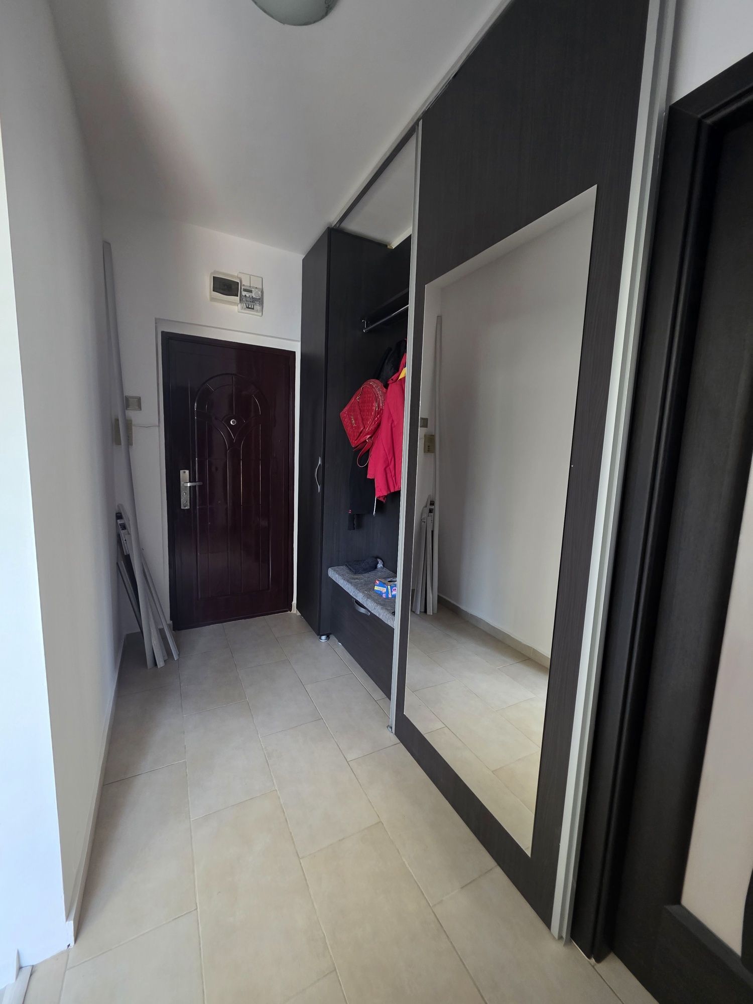 Vânzare 2 camere Ion Mihalache – Domenii