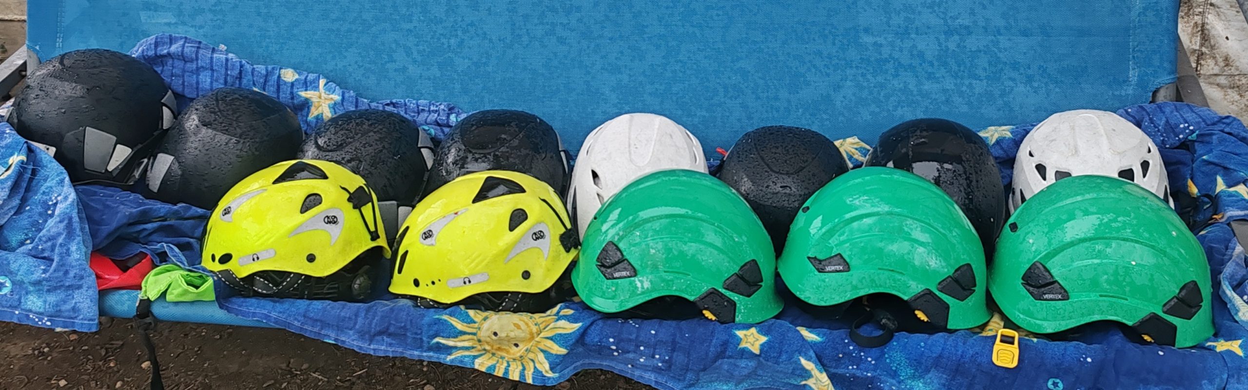 Vând echipament alpinism