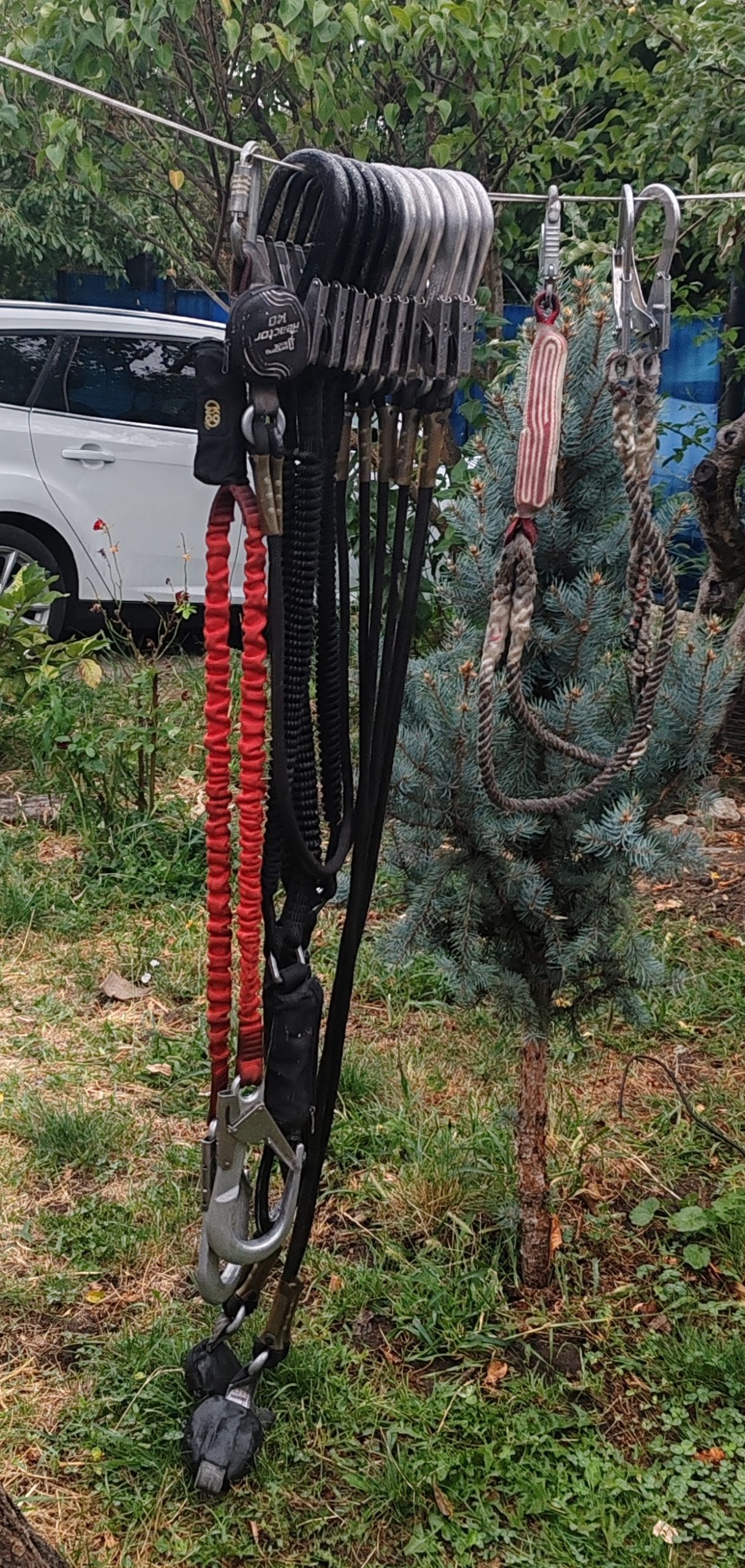 Vând echipament alpinism