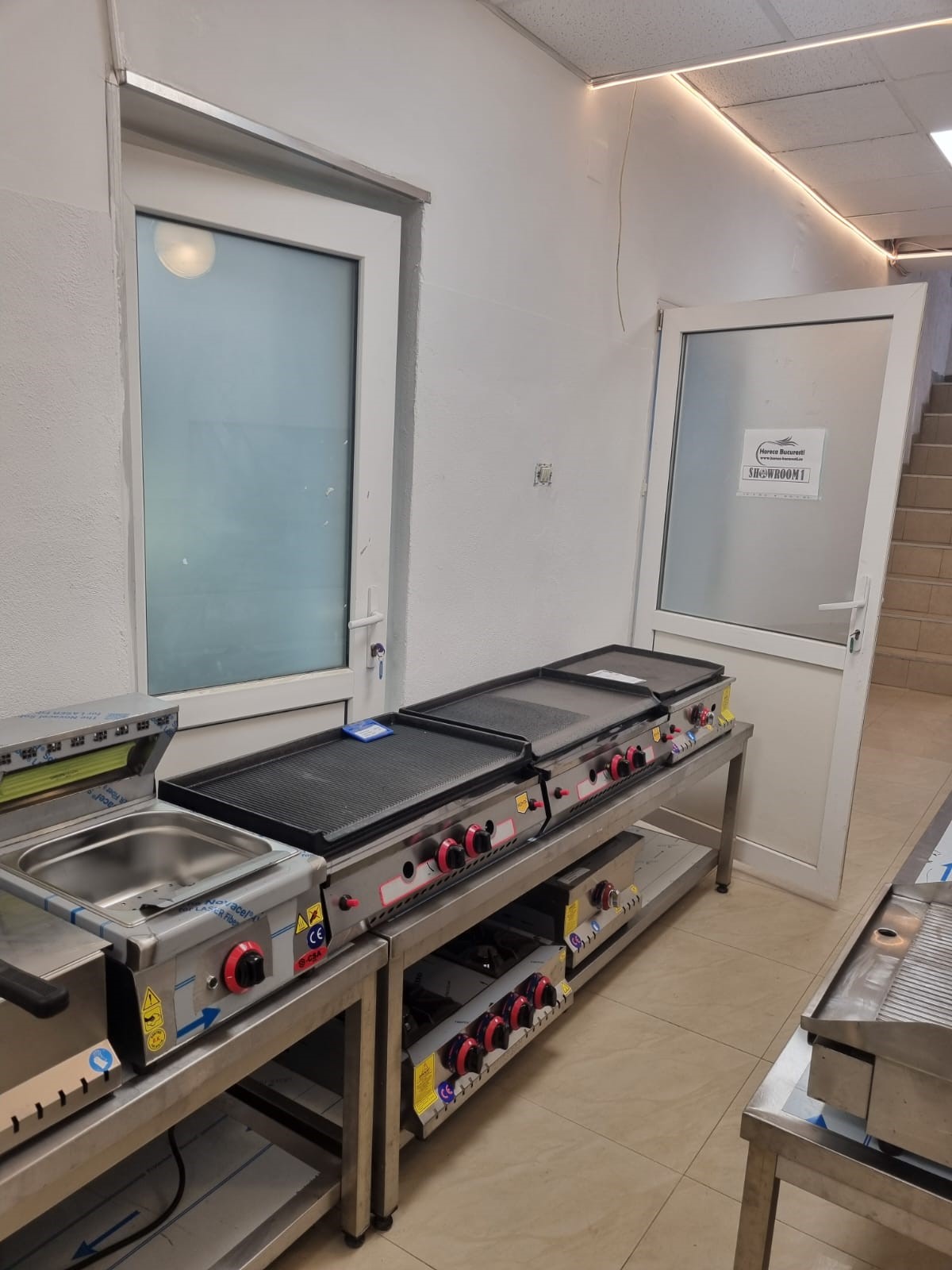 Grătar Grill, alimentare gaz Super grill inox cu 2 zone separate de lucru