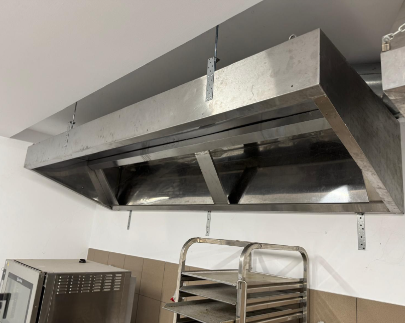 Oferta Speciala – Echipamente putin folosite – Frigider / Dospitor / Malaxor /HOTA