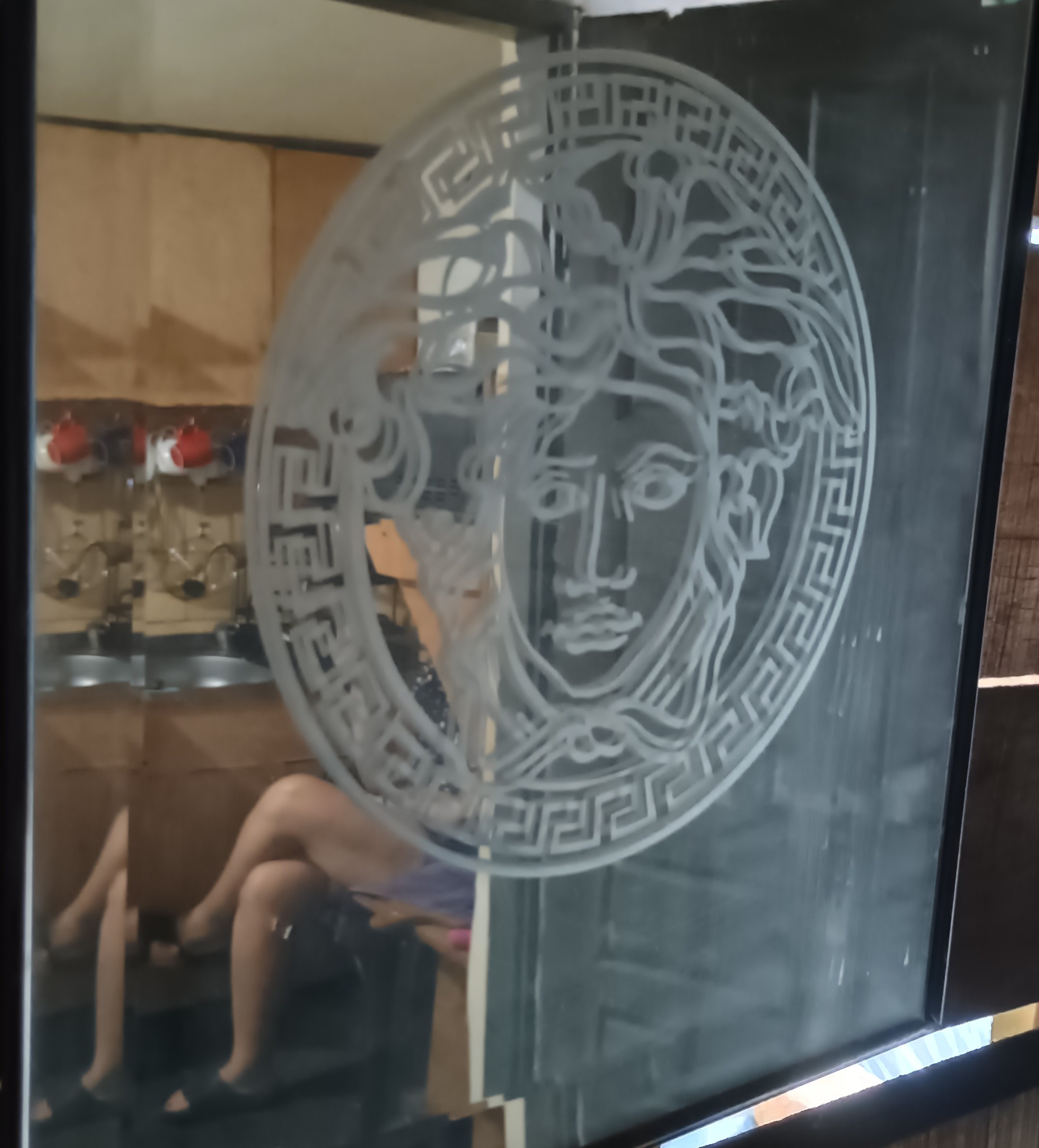 Vînd Oglinda Versace 24 x 19 Cm