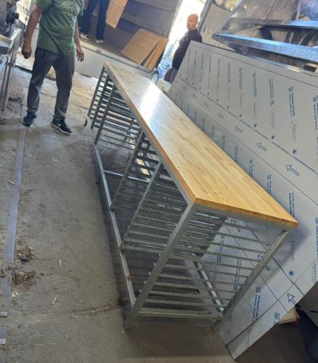 Oferta Speciala – Echipamente putin folosite – Frigider / Dospitor / Malaxor /HOTA