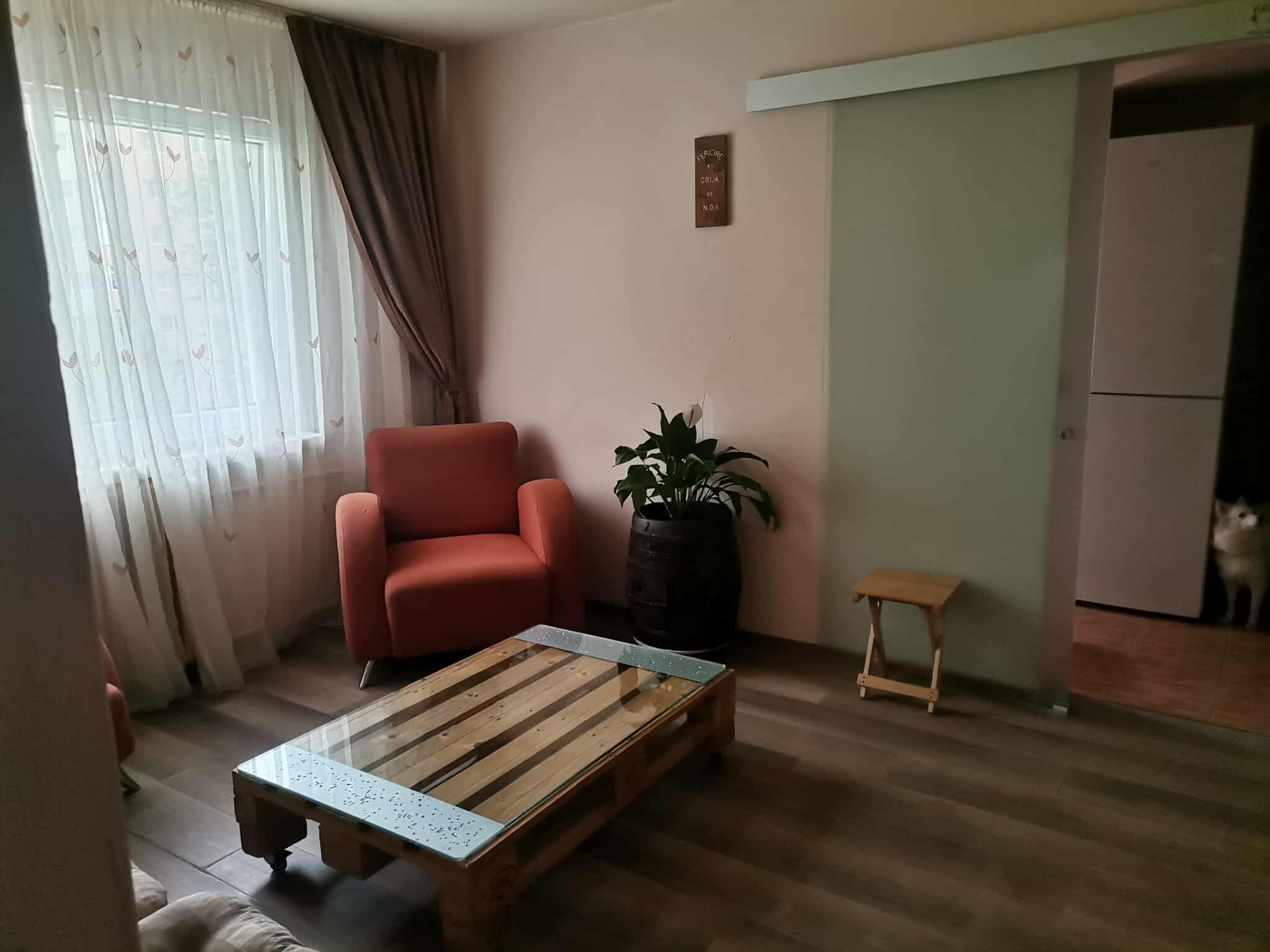 Vând apartament 2 camere