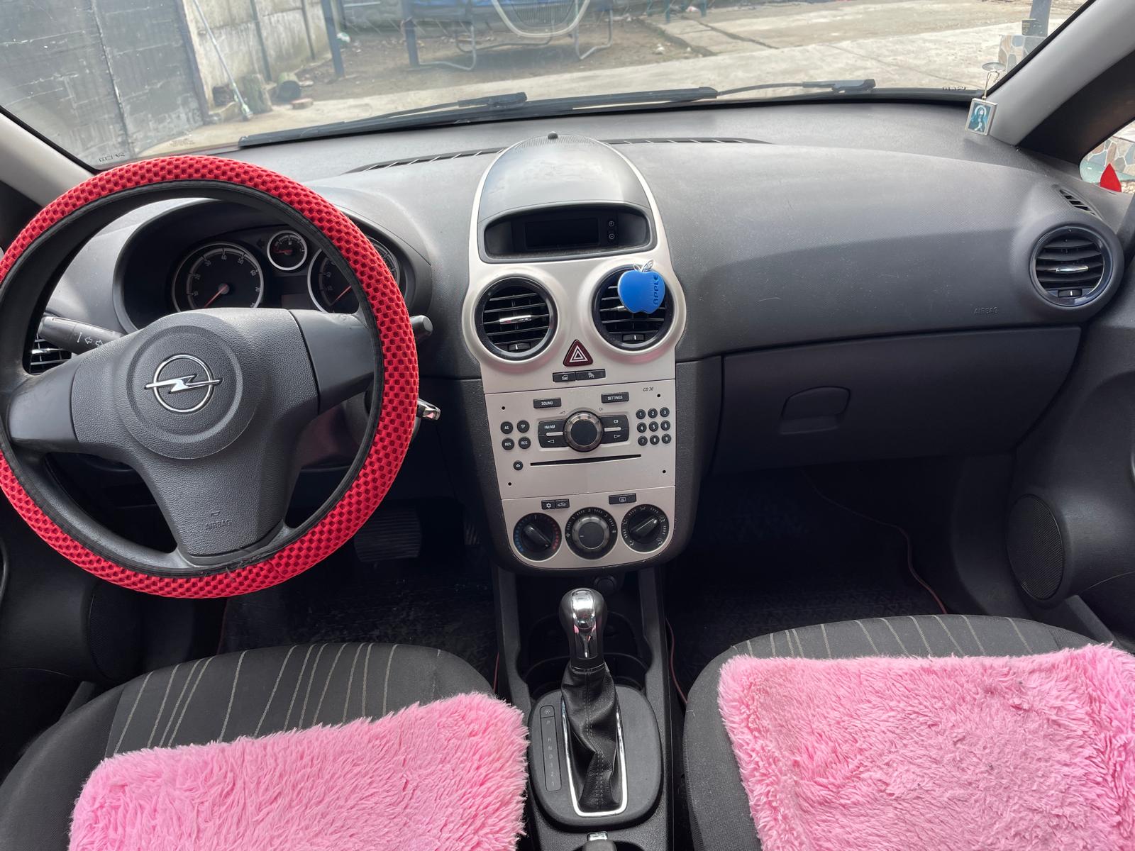 VIND OPEL CORSA D CUTIE AUTOMATĂ AN 2009 ITP FĂCUT RECENT