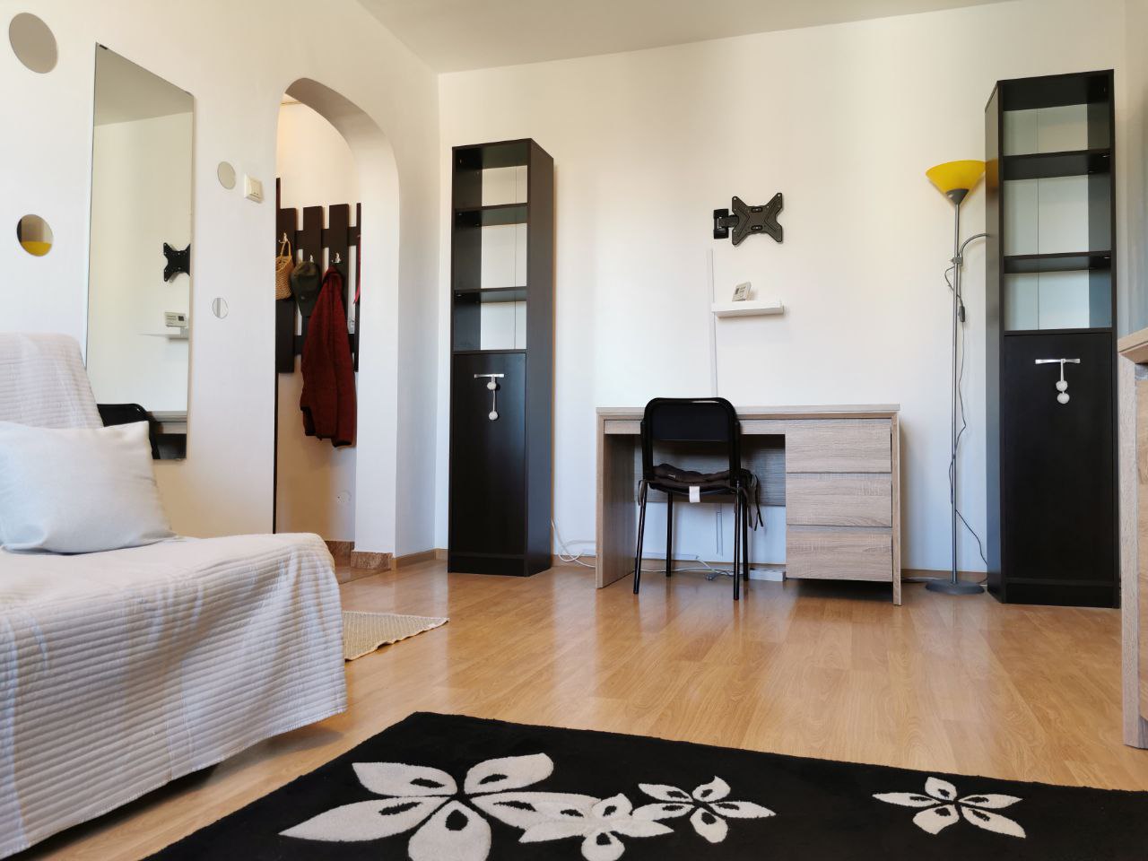 Apartament 2 camere Zona Calea Bucuresti -Giratoriu Kaufland
