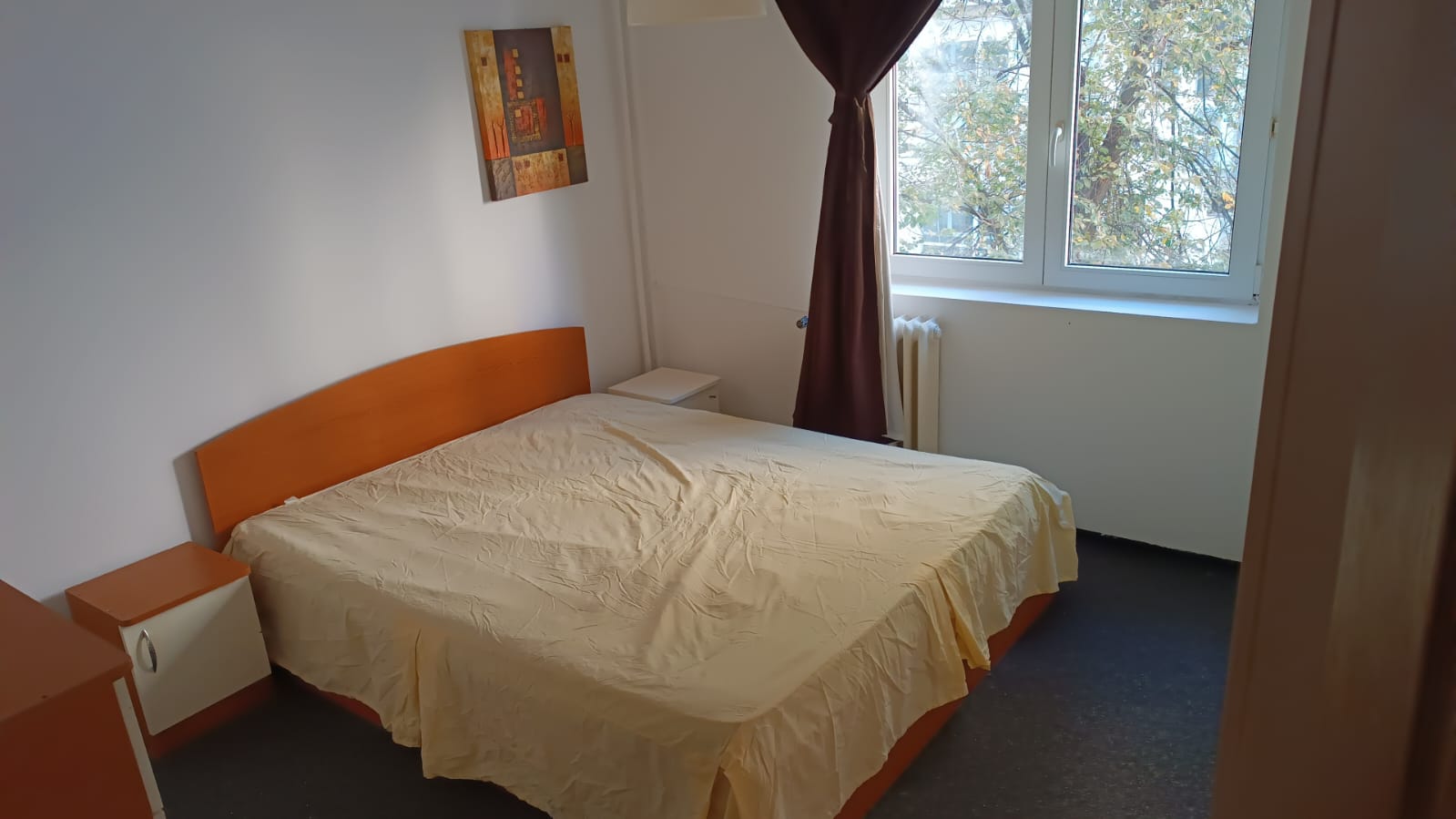 Particular vana apartament in zona Unirii Zepter