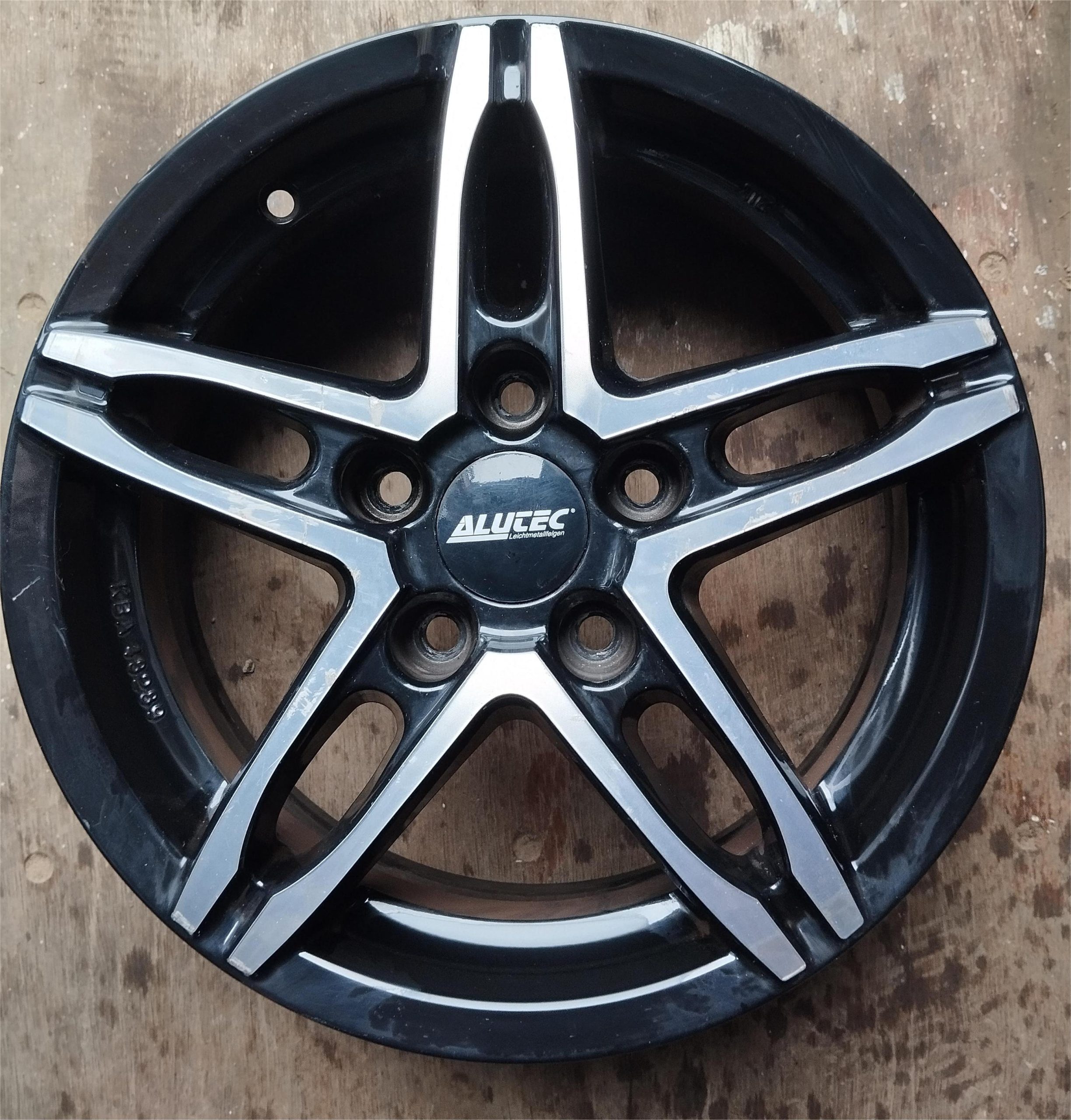 Jante aliaj 15 zoll marca Alutec, gama Vw, Seat, Skoda