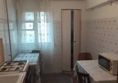 Închiriez 3 camere Nord