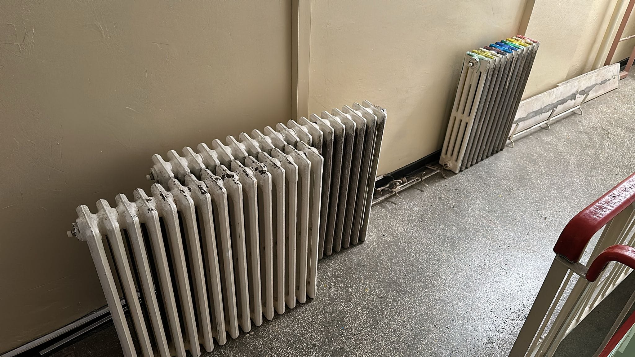 Cumpărăm fier vechi calorifere cupru aluminiu cabluri baterii 0755318887