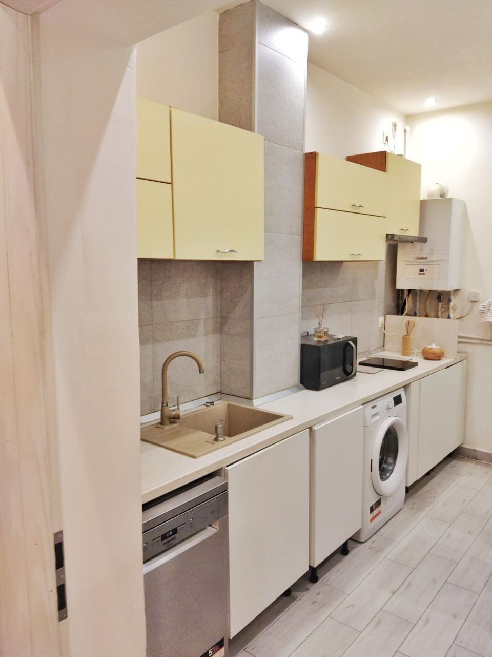 Apartament 2 camere | 67 m² | Parter| 2 locuri de parcare | Cartier Bunloc Săcele
