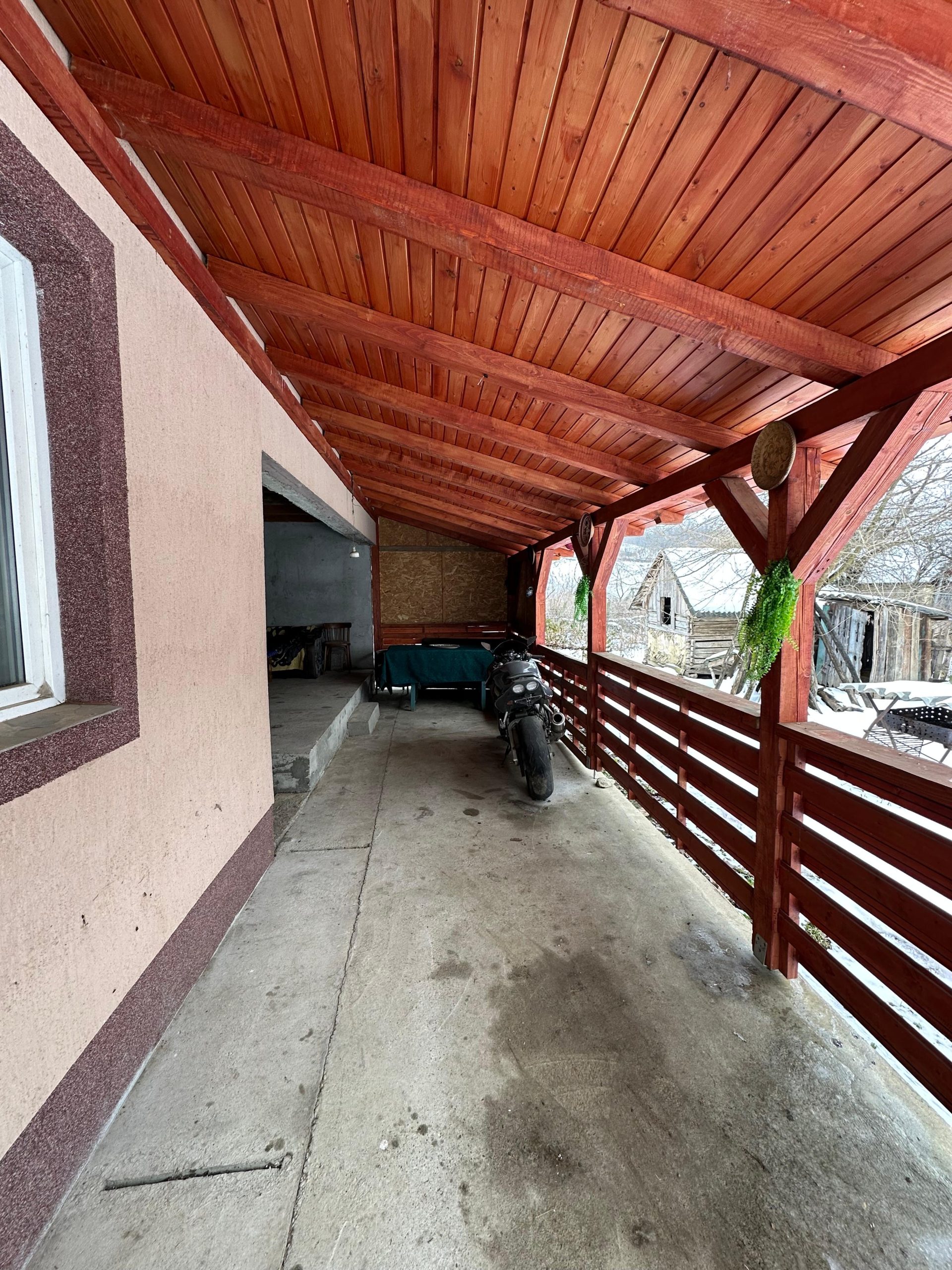 Casă În Parava De Vânzare