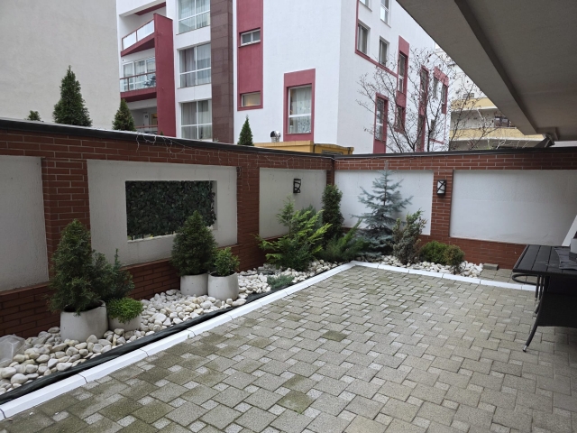 Inchiriez apartament 3 camere,95mp, Bucuresti, zona Parcul Mihai I, 1.300euro
