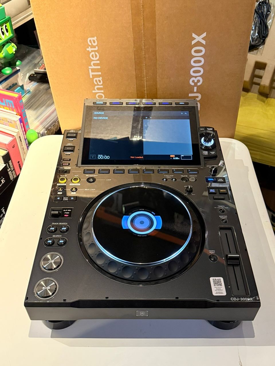 AlphaTheta CDJ-3000X, Pioneer CDJ-3000, Pioneer DJM-A9, CDJ-2000NXS2, DJM-900NXS2, Pioneer DJM-V10