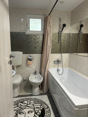 Apartament 4 camere decomandat, 80mp, zona Fizicienilor, 175.000euro