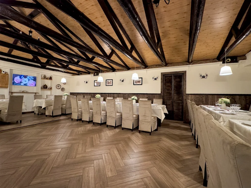 Event Room – Locație pentru evenimente mici, 20-40 persoane