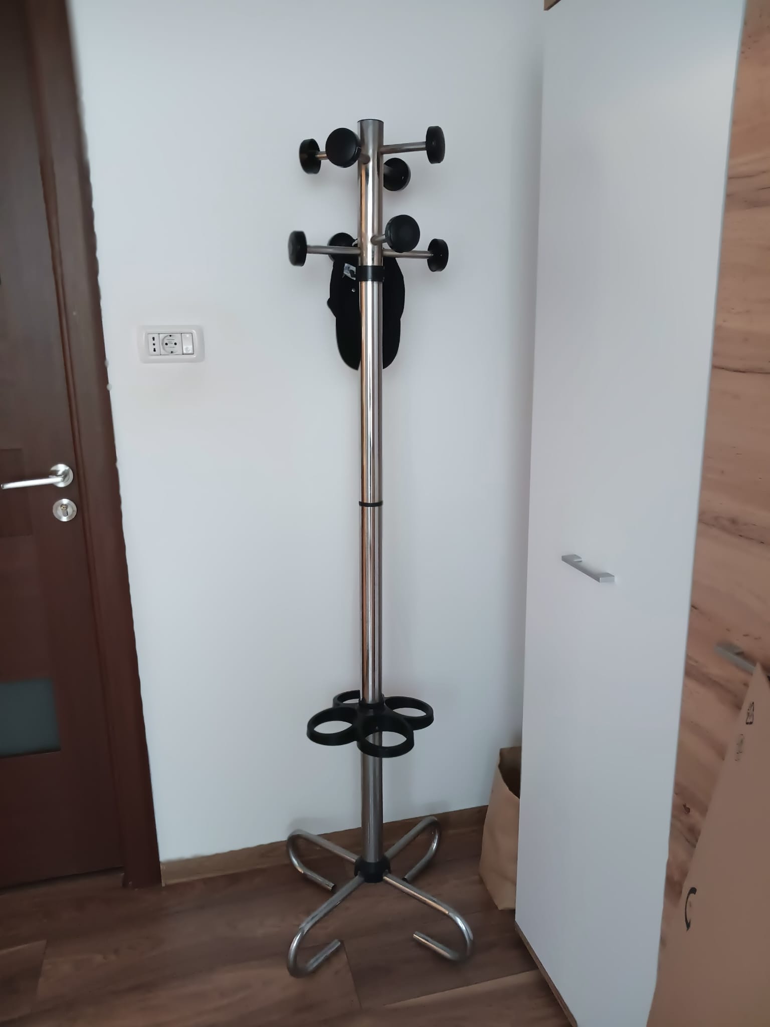 Birouri si scaune pentru sali de curs /conferinte