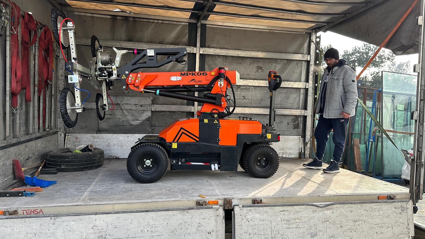 Vanzare robot pentru sticla