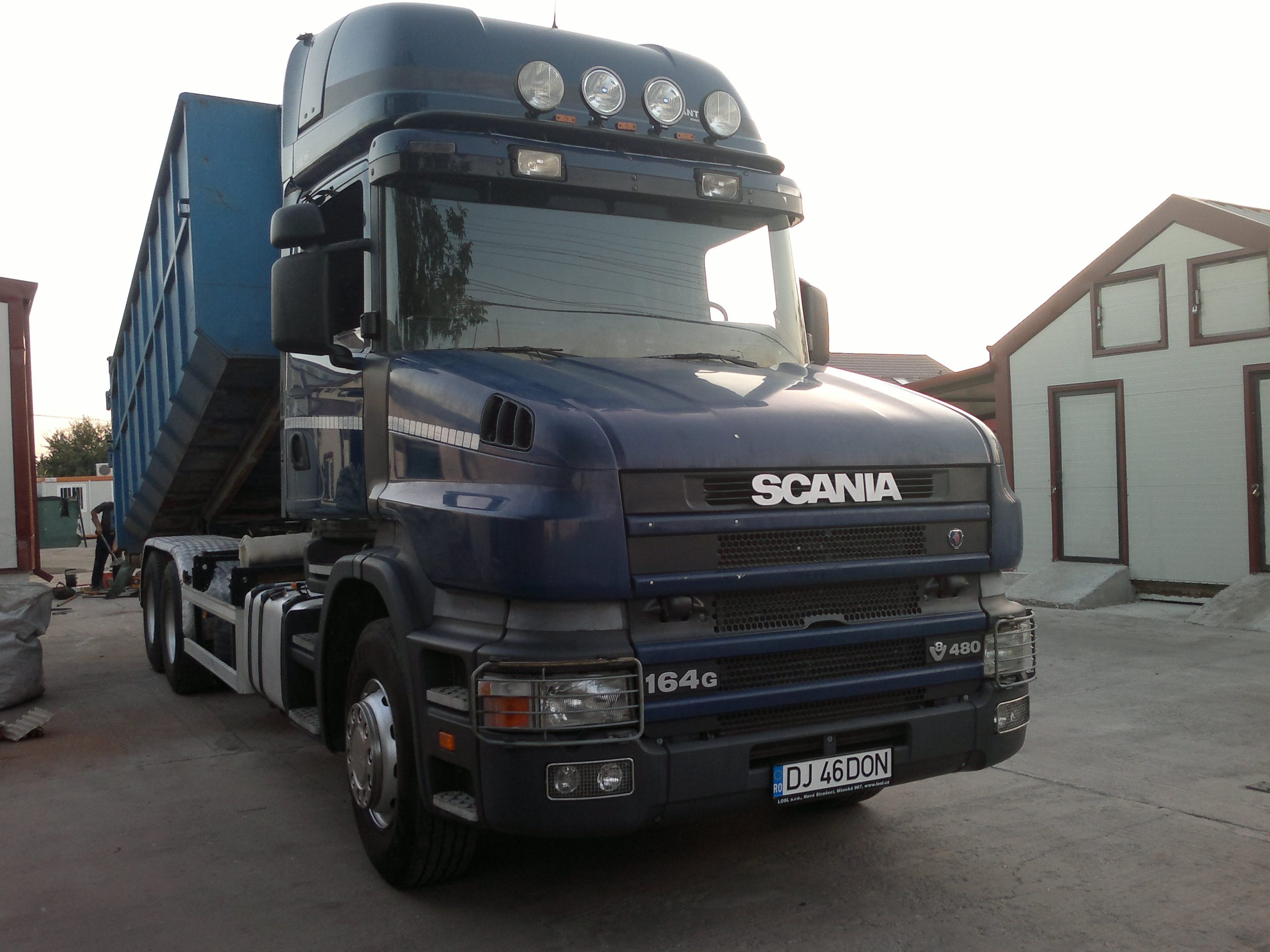 Angajăm șofer profesionist camion – categoriile B, C, E