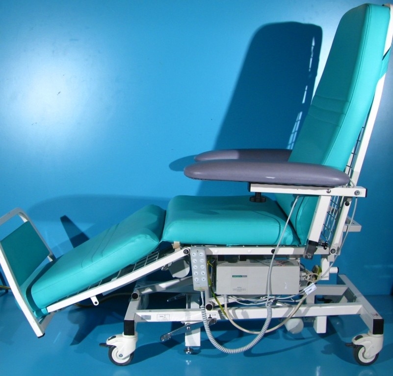Scaun medical electric pentru tratament și recoltare sânge Digiterm Comfort 4