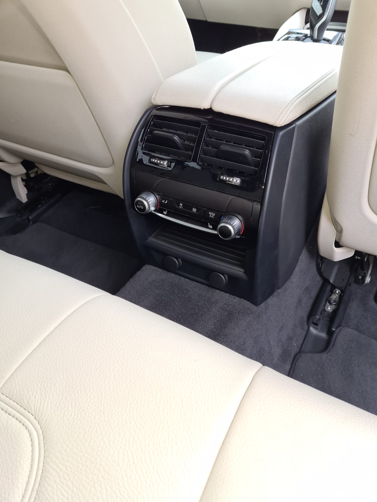 Buna vand urgent BMW 530D