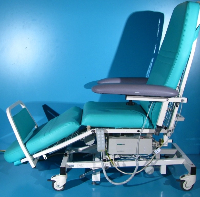 Scaun medical electric pentru tratament și recoltare sânge Digiterm Comfort 4