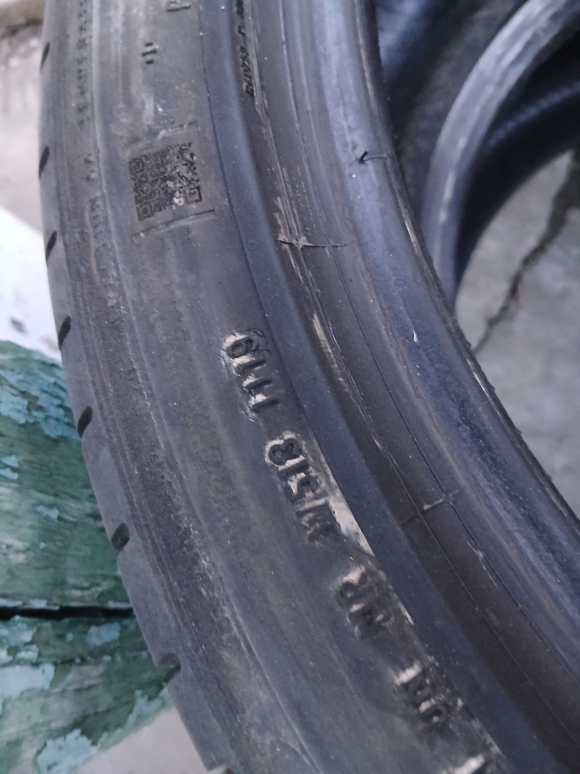 Set anvelope 315 35 R21 111Y 275 40 R21 107Y Runflat Pirelli Pzero