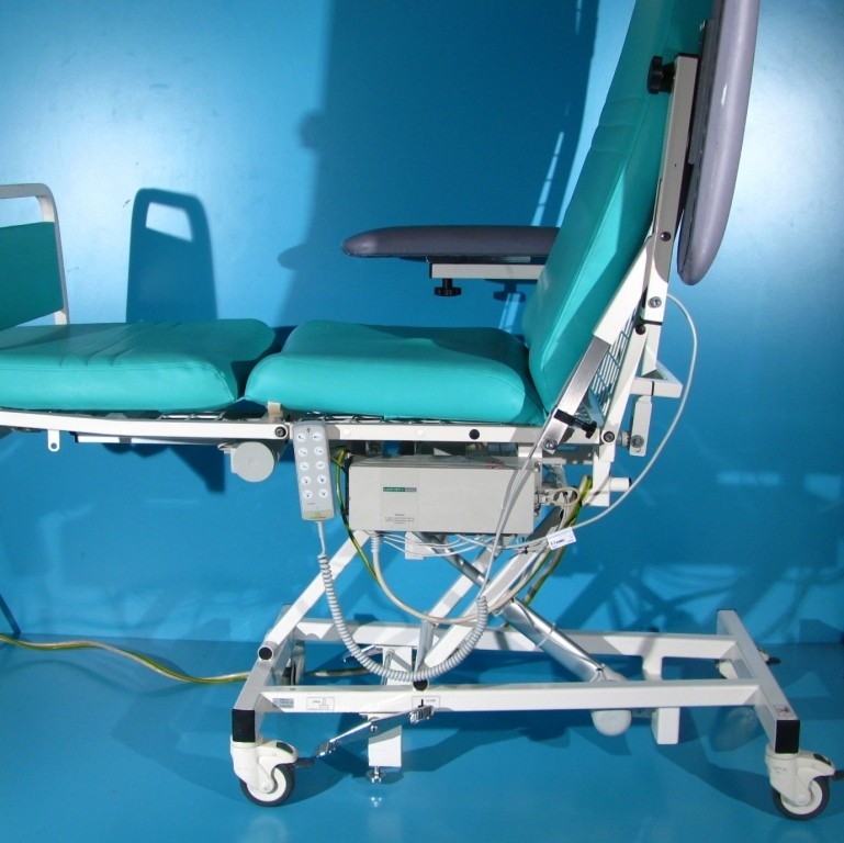 Scaun medical electric pentru tratament și recoltare sânge Digiterm Comfort 4