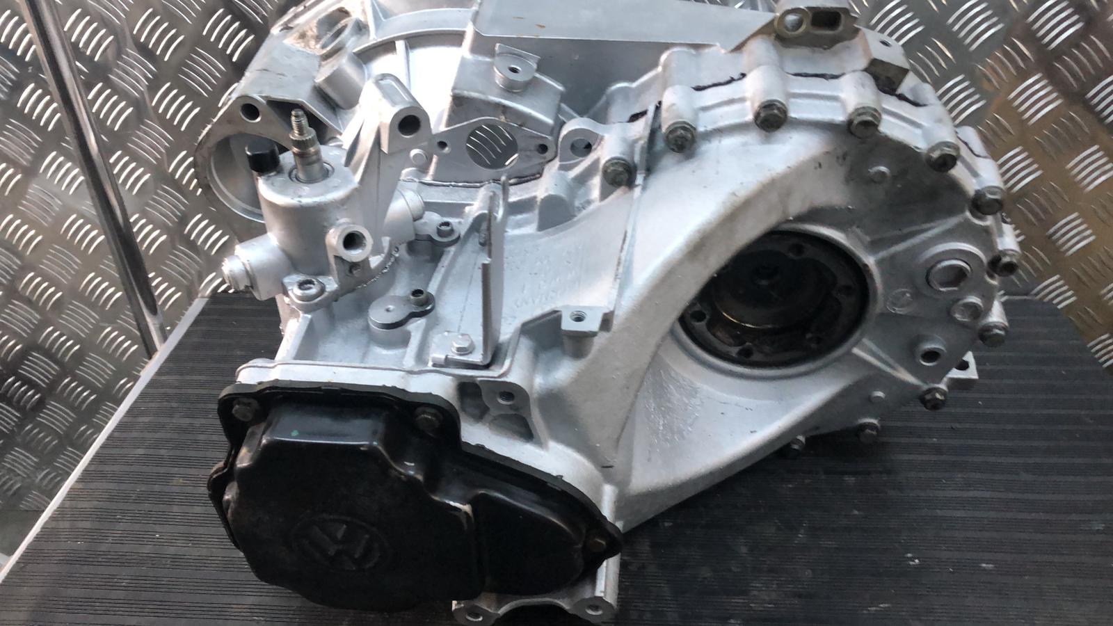 Cutie de viteze manuala VW Transporter T5 Caravelle Multivan 5 trepte