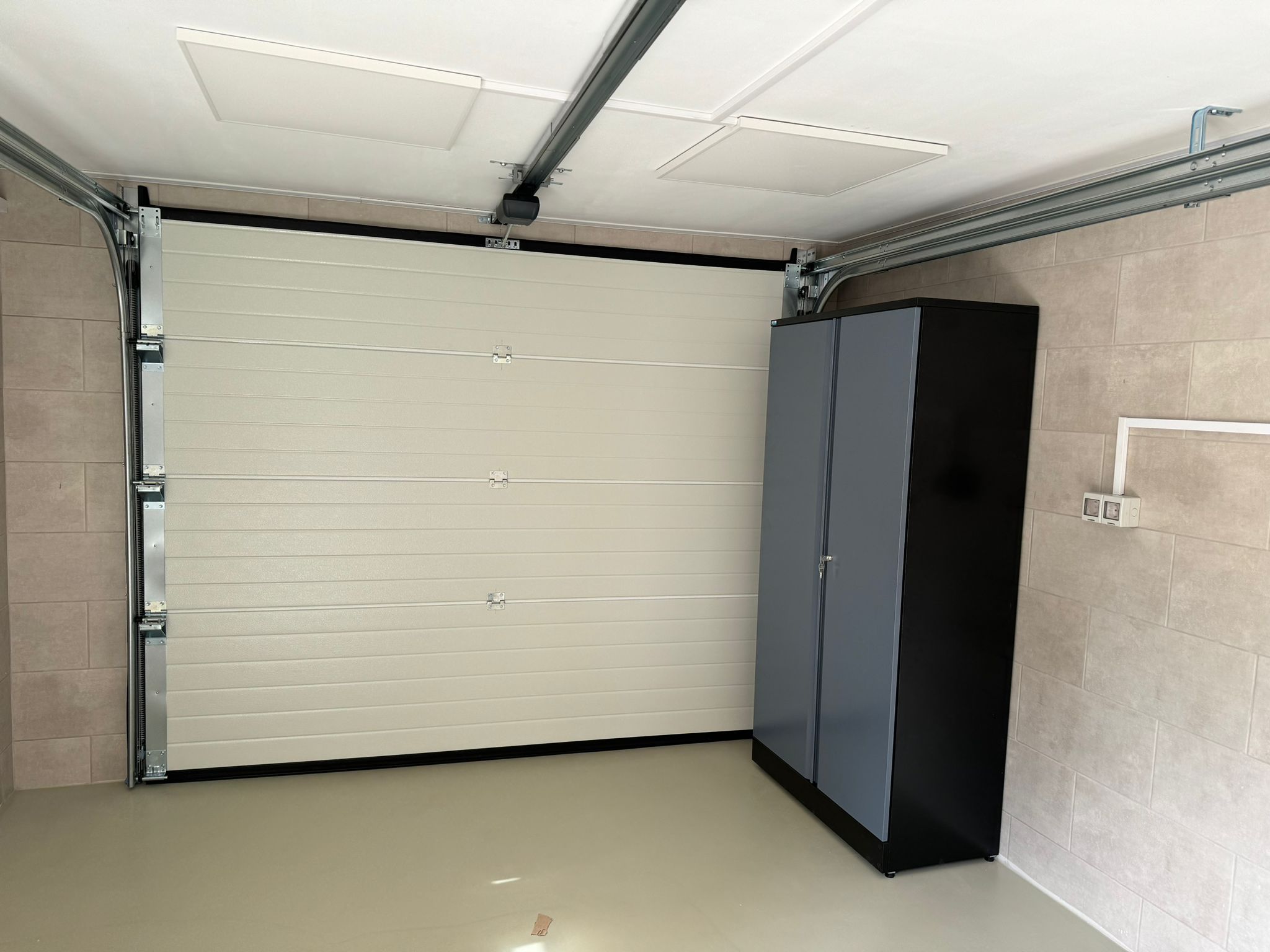 Epoxy Floor- pardoseala epoxidica – unicolor, combinatii de culori