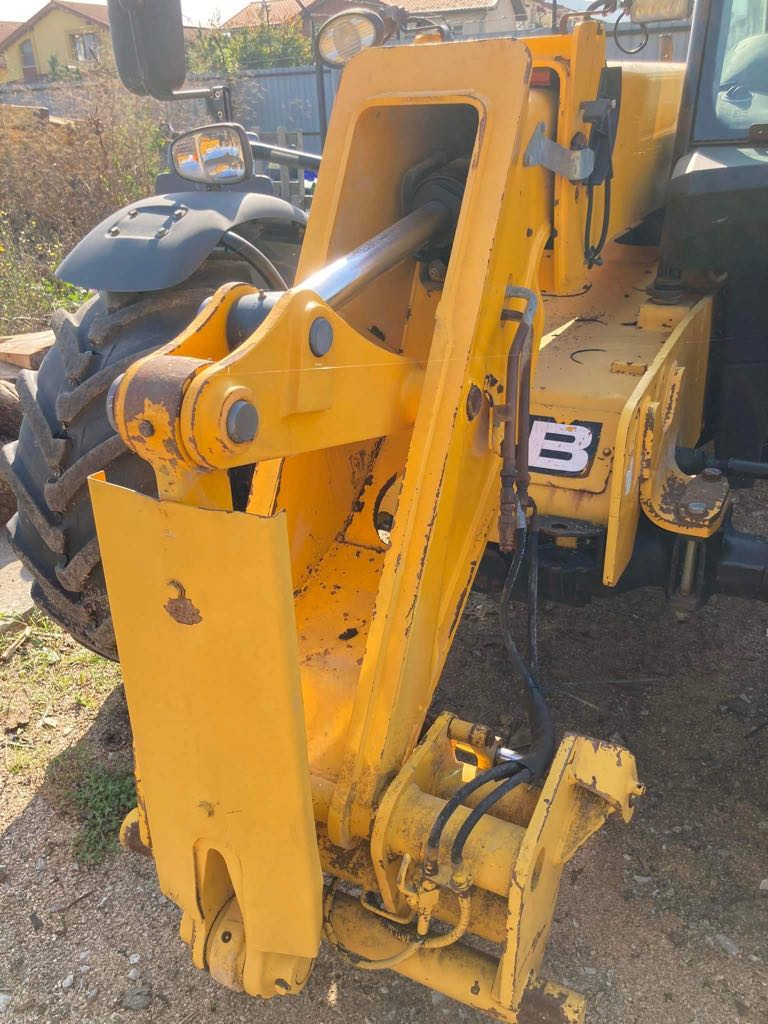 Incarcator frontal jcb de vanzare 30000e usor negociabil sunati 0744709684