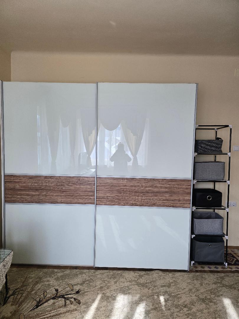 Inchiriez garsoniera suprafata mare la casa in cartier Racadau