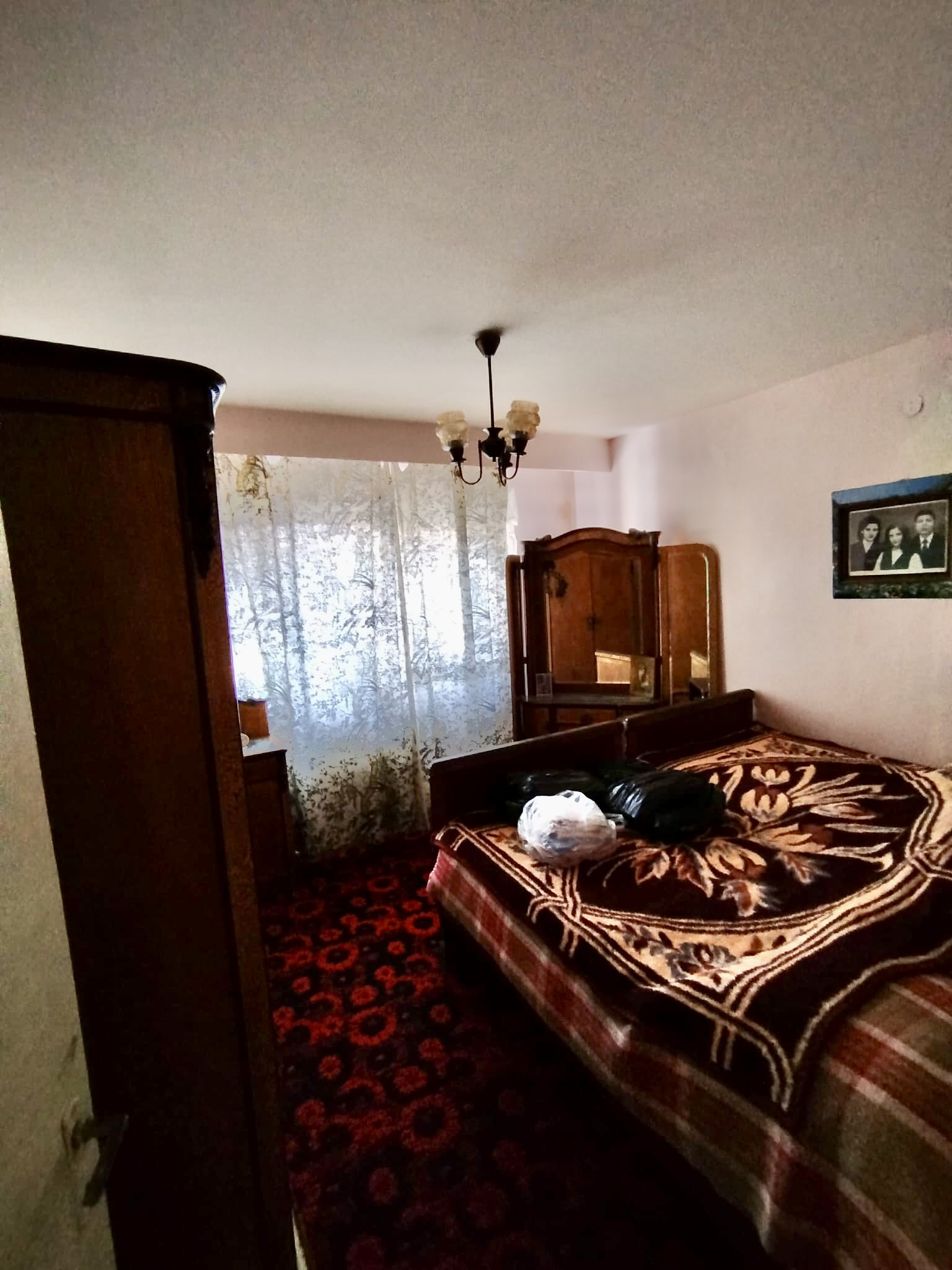 VÂNZARE APARTAMENT SPAȚIOS 4 CAMERE | LOCAȚIE EXCELENTĂ | IDEAL INVESTIȚIE