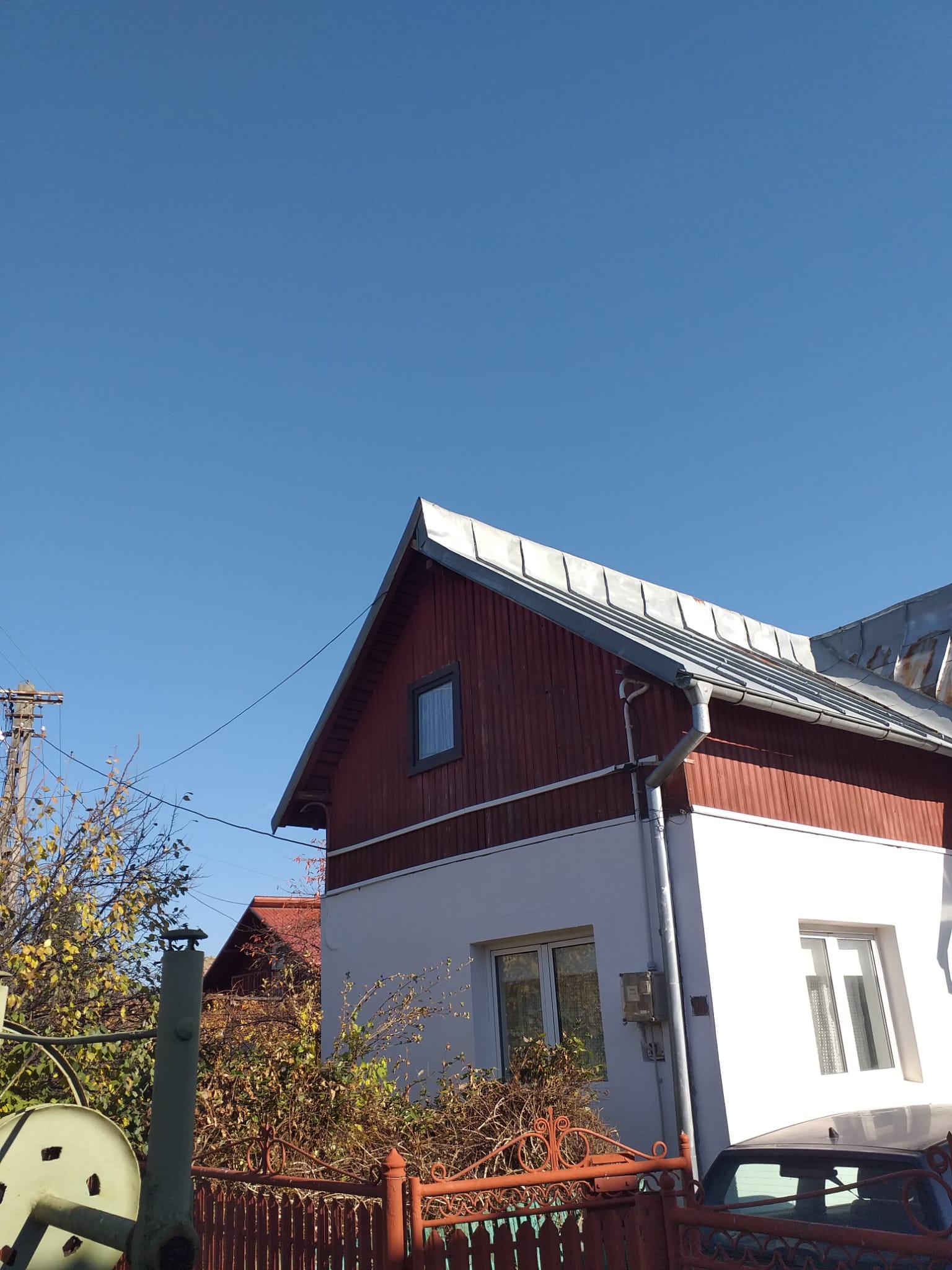 Casa de vanzare in Cocorastii Caplii, la 7 km de Campinae