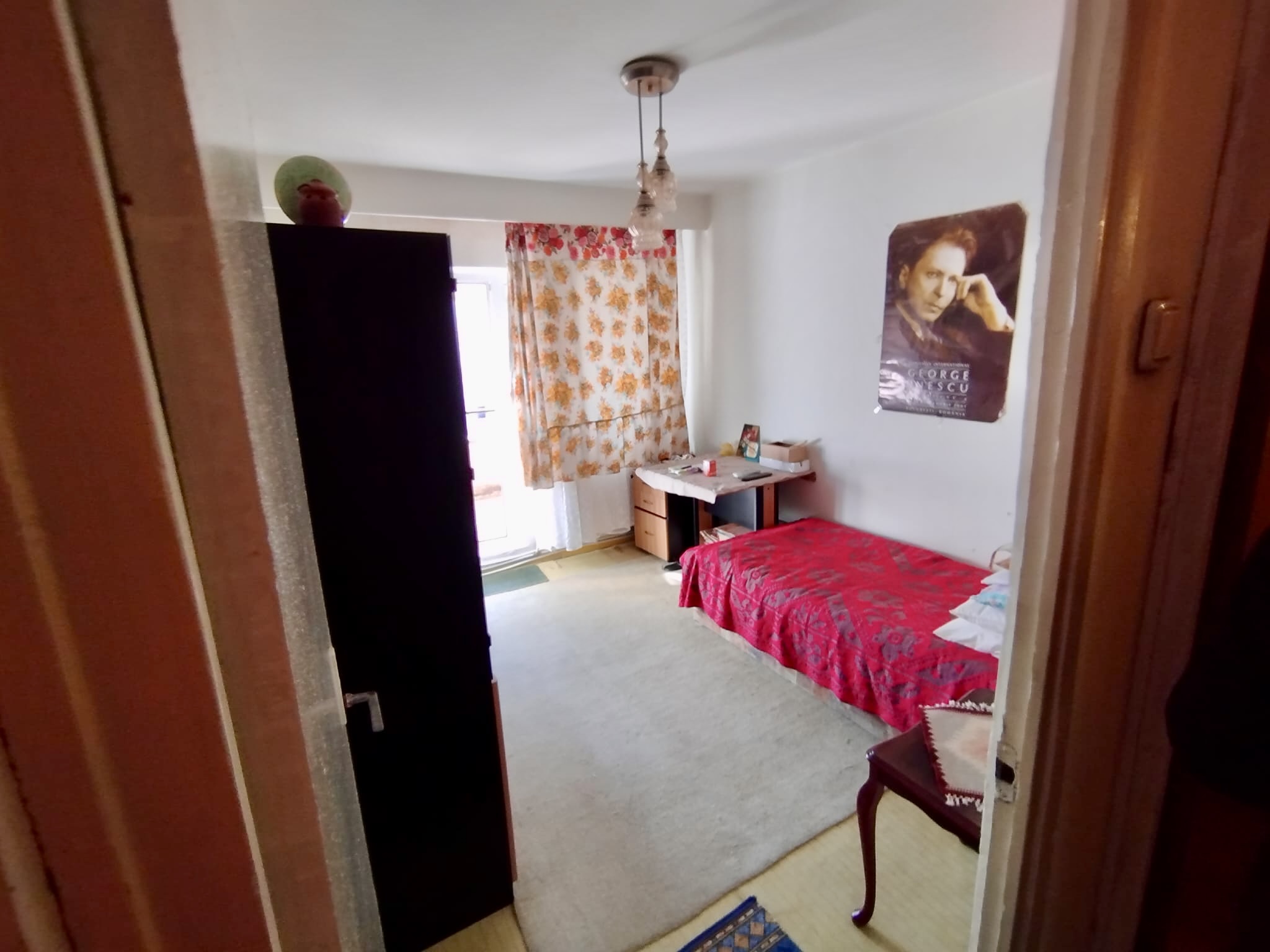 VÂNZARE APARTAMENT SPAȚIOS 4 CAMERE | LOCAȚIE EXCELENTĂ | IDEAL INVESTIȚIE